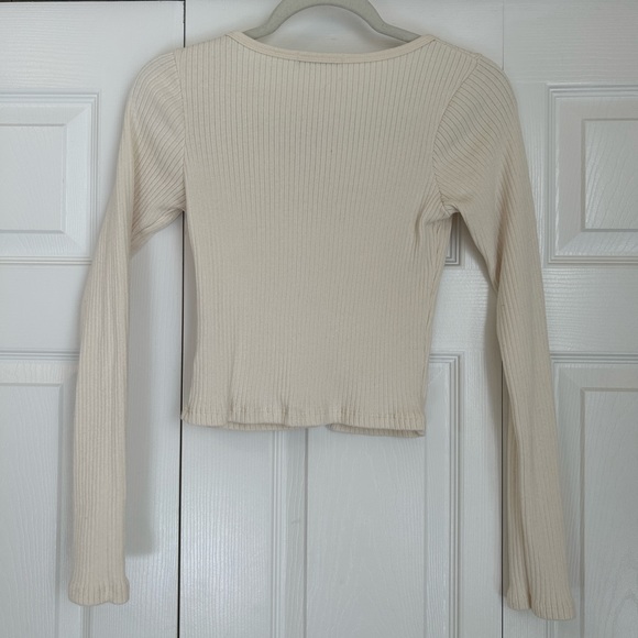 Brandy Melville cream long sleeve sweater top with buttons - Picture 2 of 2